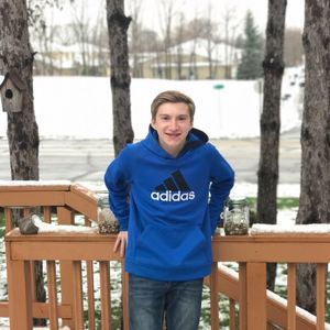 Meet your Posher, Jonathan